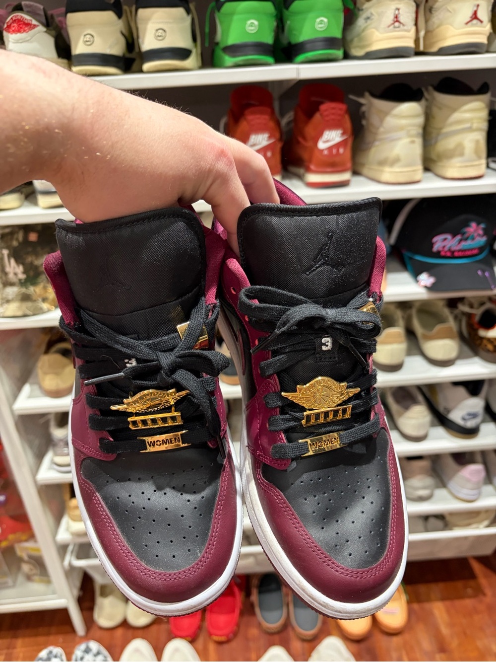 Jordan 1 Low Woman’s Size 10 - Picture 2 of 5
